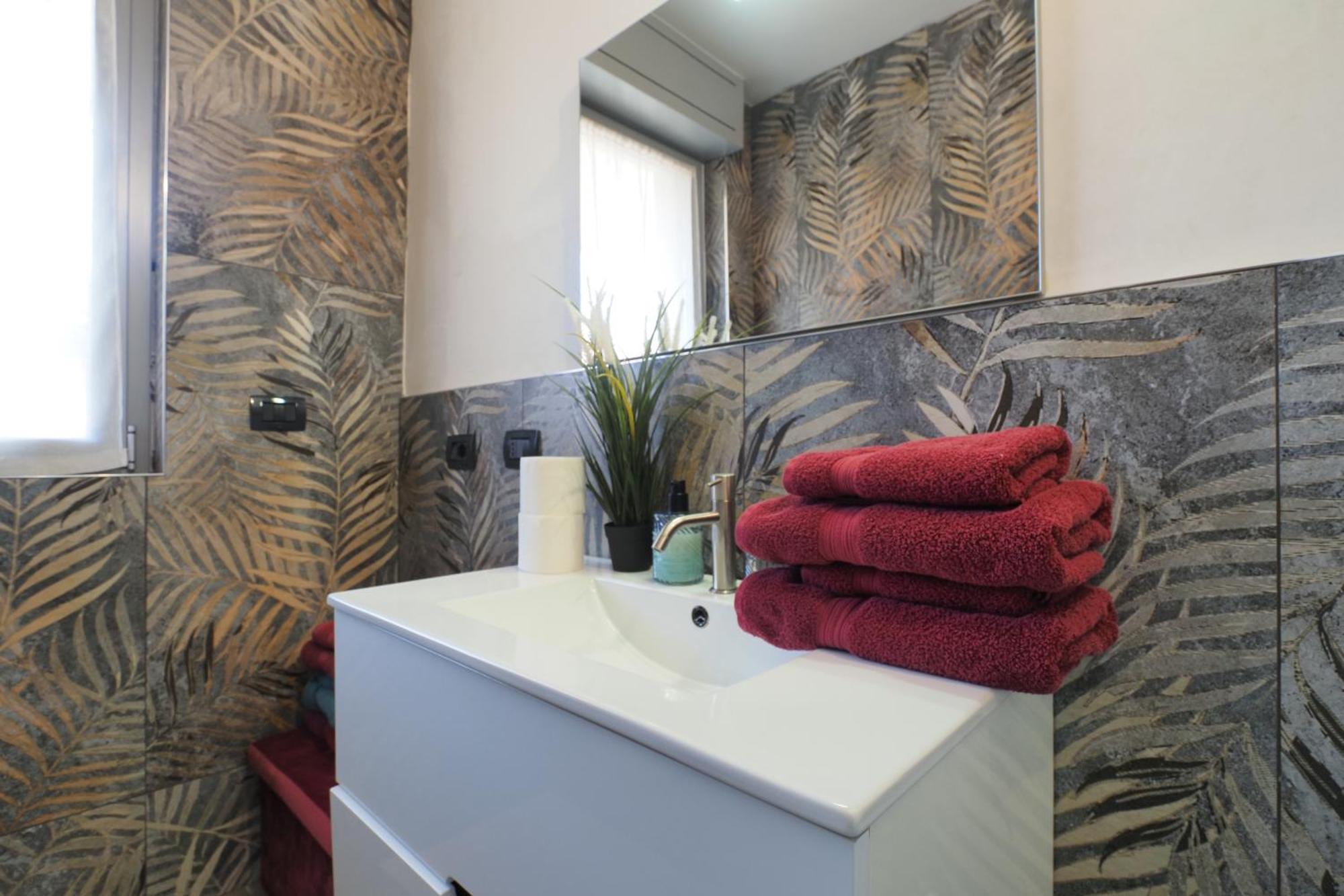 City Center - Modern Flat With Free Parking And Wifi - Apt A Bergamo Exterior photo