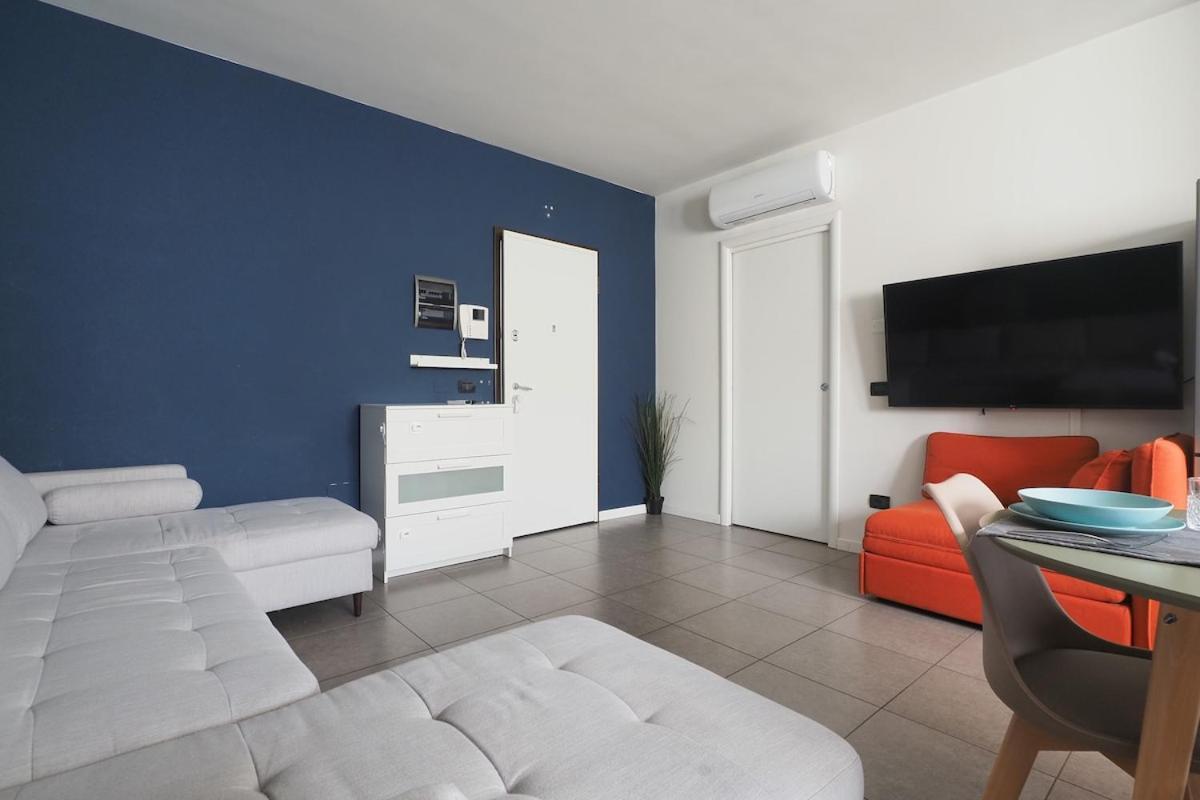 City Center - Modern Flat With Free Parking And Wifi - Apt A Bergamo Exterior photo